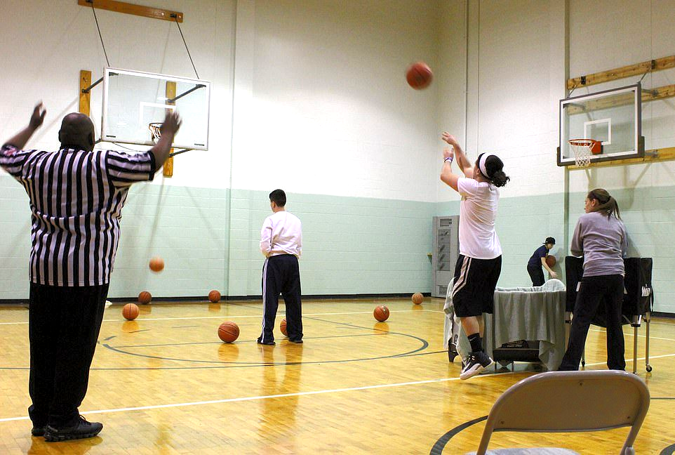 Most basketball three pointers: world record set by Anthony Miracola