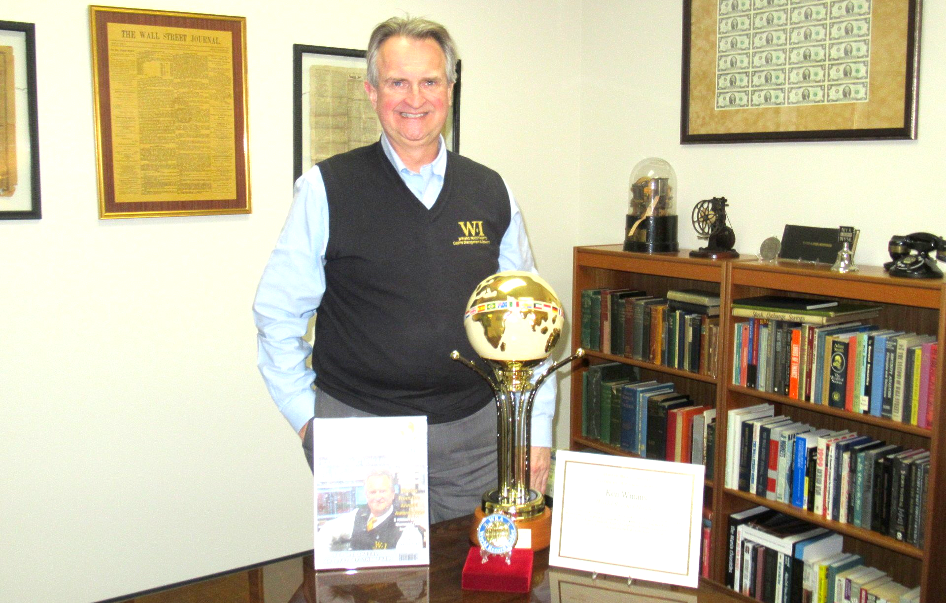 
World Record Academy's 2021 eBook of the Year: Investment Atlas II by Kenneth Winans