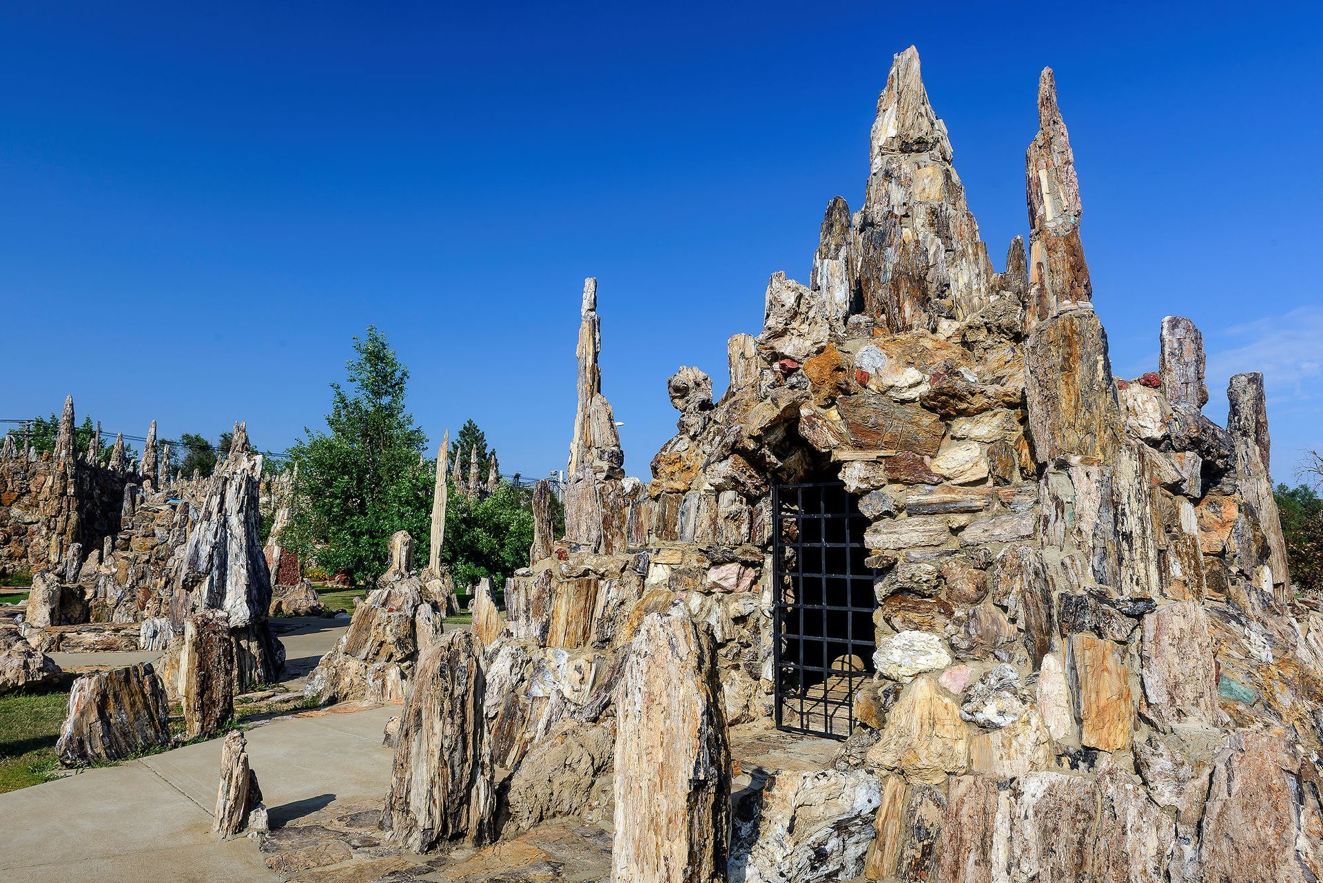 World's Largest Petrified Wood Park, world record in Lemmon, South Dakota