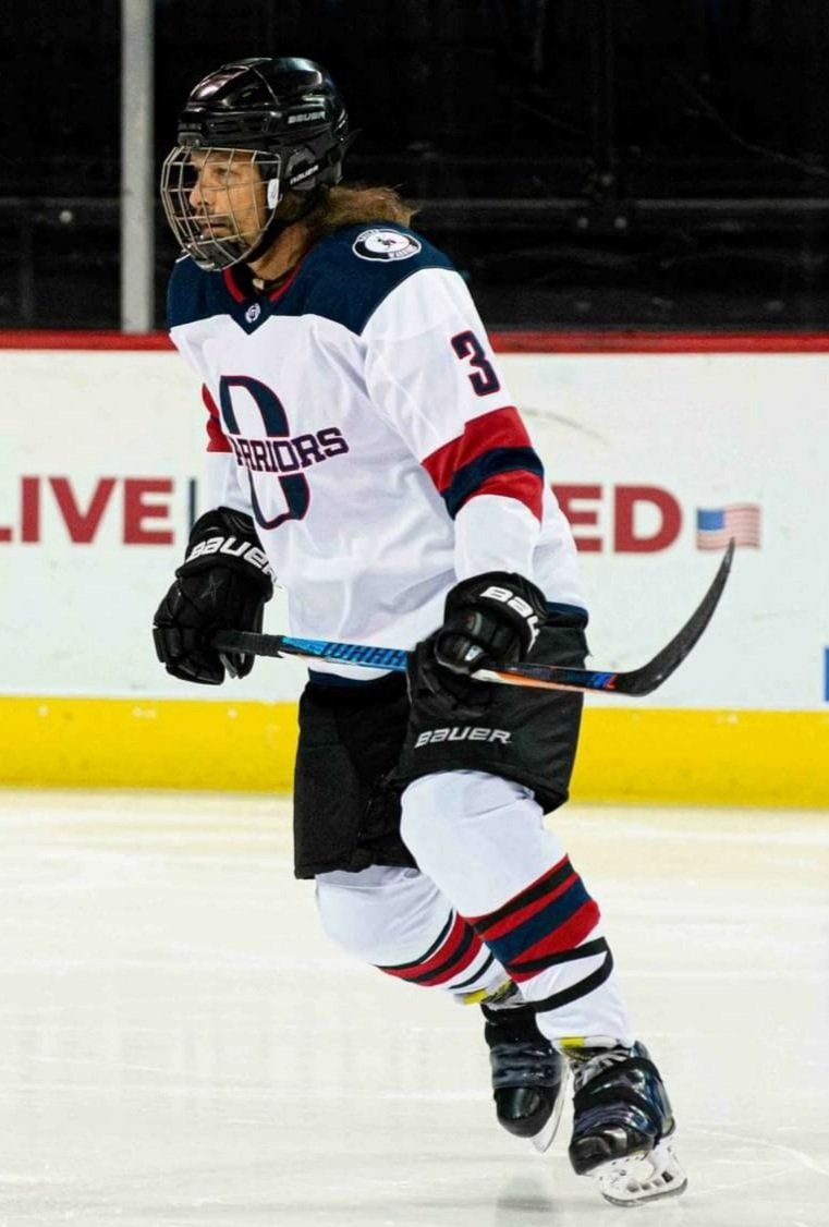 Most ice hockey games played by an individual in one year: Calvin Mees sets world record