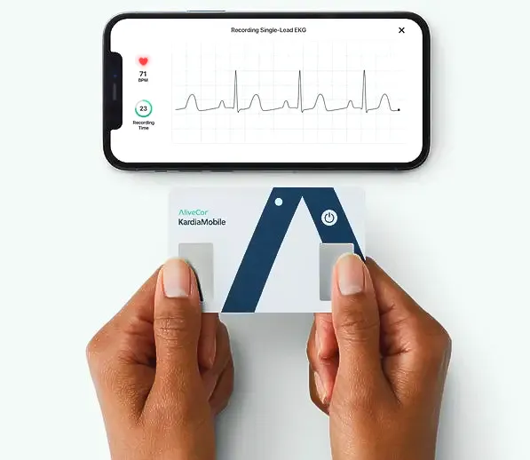 First Credit-Card-Sized Personal ECG: KardiaMobile Card sets world record
First Credit-Card-Sized Personal ECG: KardiaMobile Card sets world record