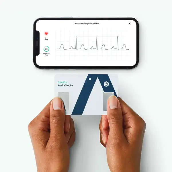First Credit-Card-Sized Personal ECG: KardiaMobile Card sets world record