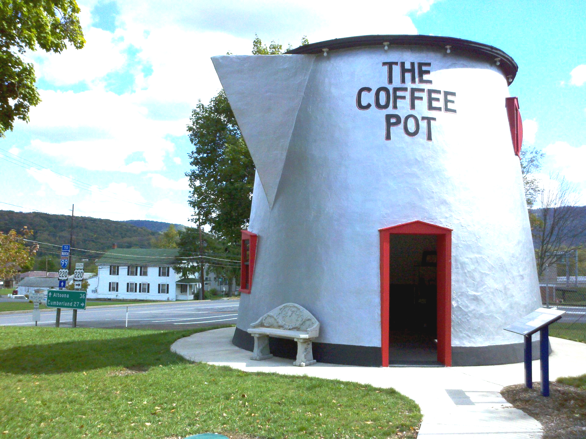 World's Largest Coffee Pot: The Koontz Coffee Pot sets world record World's Largest Coffee Pot: The Koontz Coffee Pot sets world record