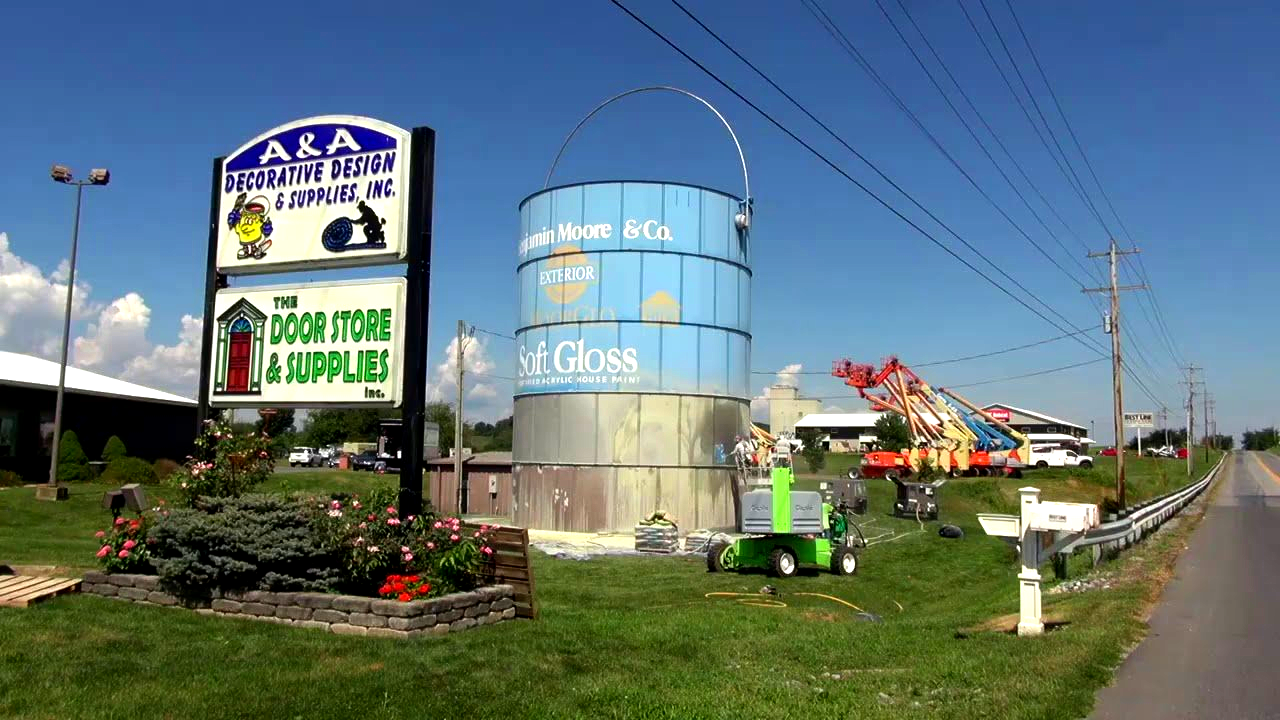 World's largest paint can: Shippensburg's giant Benjamin Moore paint can sets world record