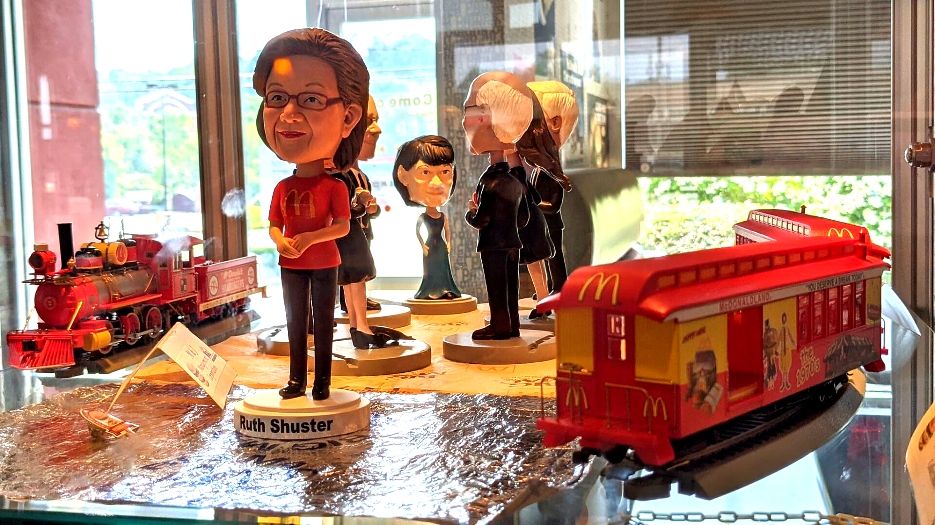 World’s largest Big Mac statue: The Big Mac Museum sets world record World’s largest Big Mac statue: The Big Mac Museum sets world record