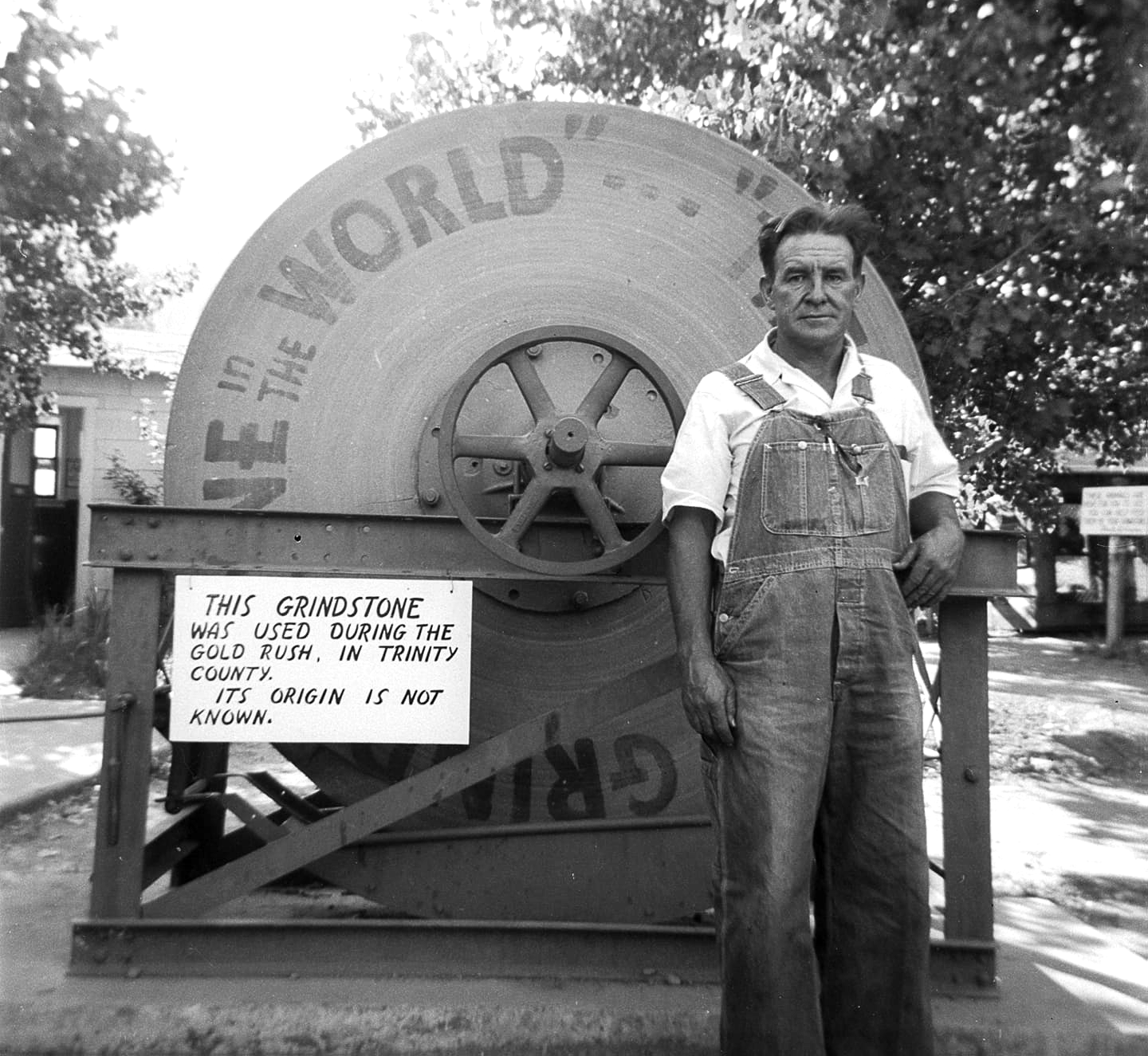 World's Largest Grindstone: world record set in Shasta lake, California