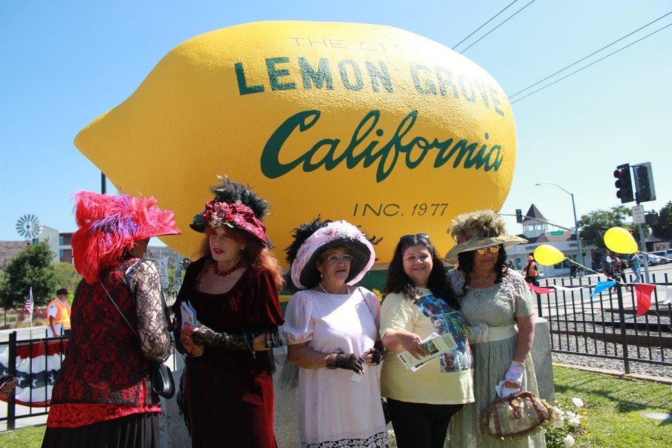World's Largest Lemon Sculpture: world record set in Lemon Grove, California