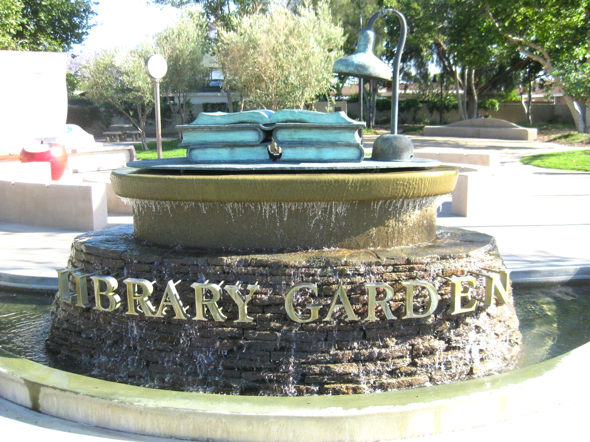 World's Largest Book Sculptures: world record in Bellflower, California