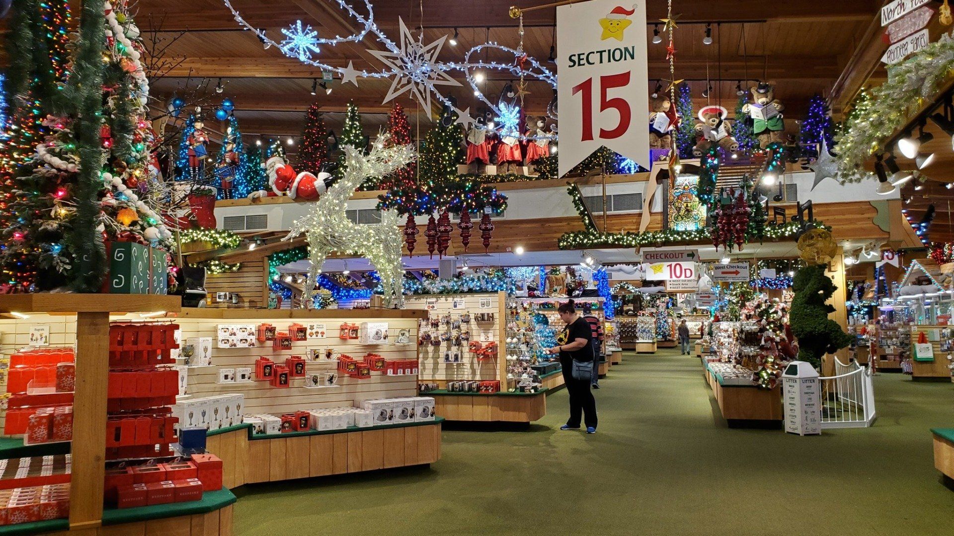 World's Largest Christmas Store: world record in Frankenmuth, Michigan