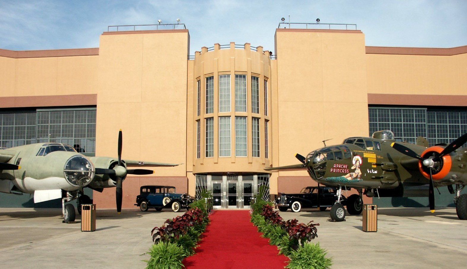 World’s Largest Private Vintage Aircraft Collection: world record in Polk City, Florida