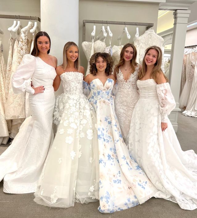 blue wedding dress kleinfeld World's Largest Selection of Dresses: Bridal in New York City sets world record LD25 black veil princess vintage Size:IT38