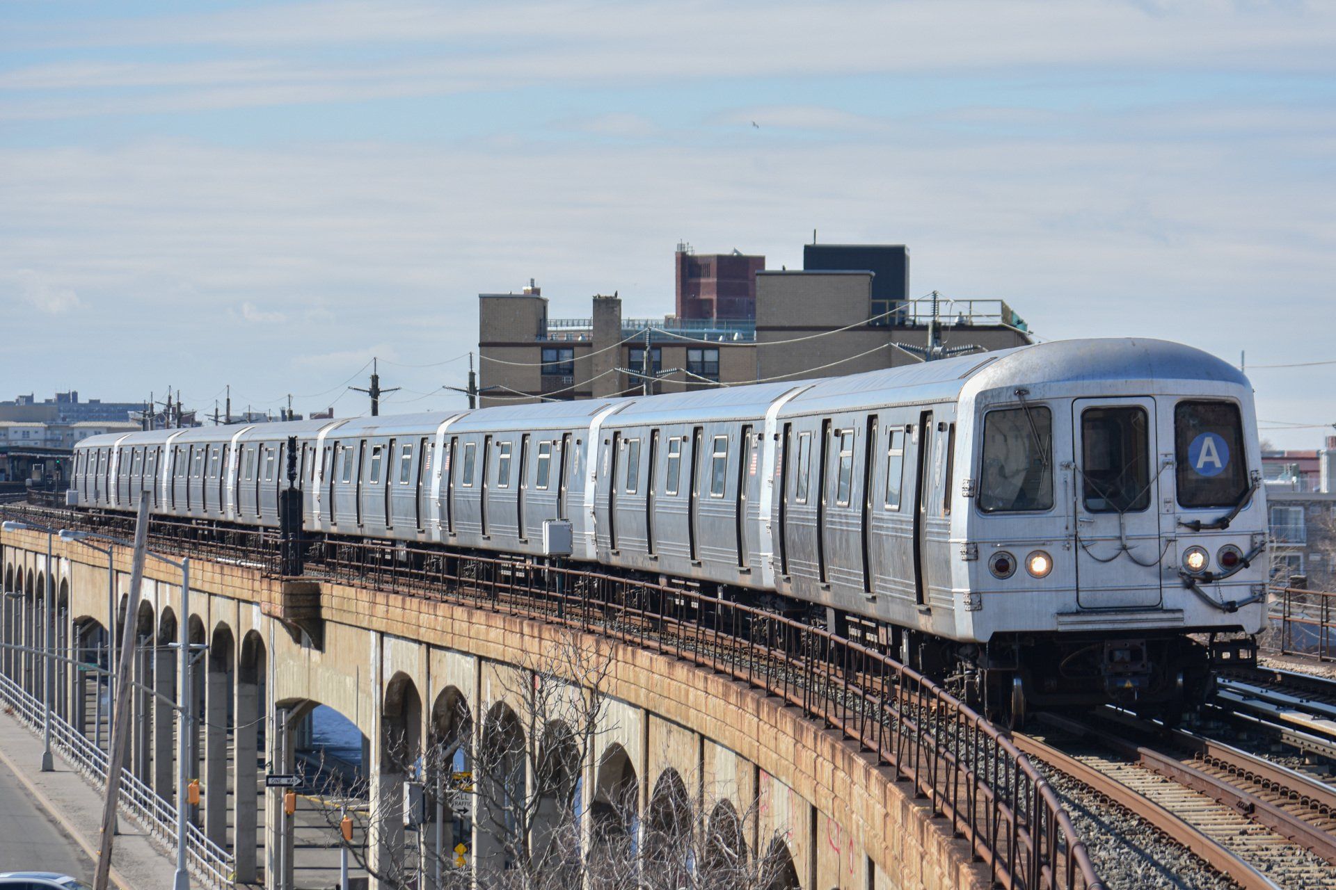 World's largest single rapid transit service provider: The New York City Subway sets world record World's largest single rapid transit service provider: The New York City Subway sets world record