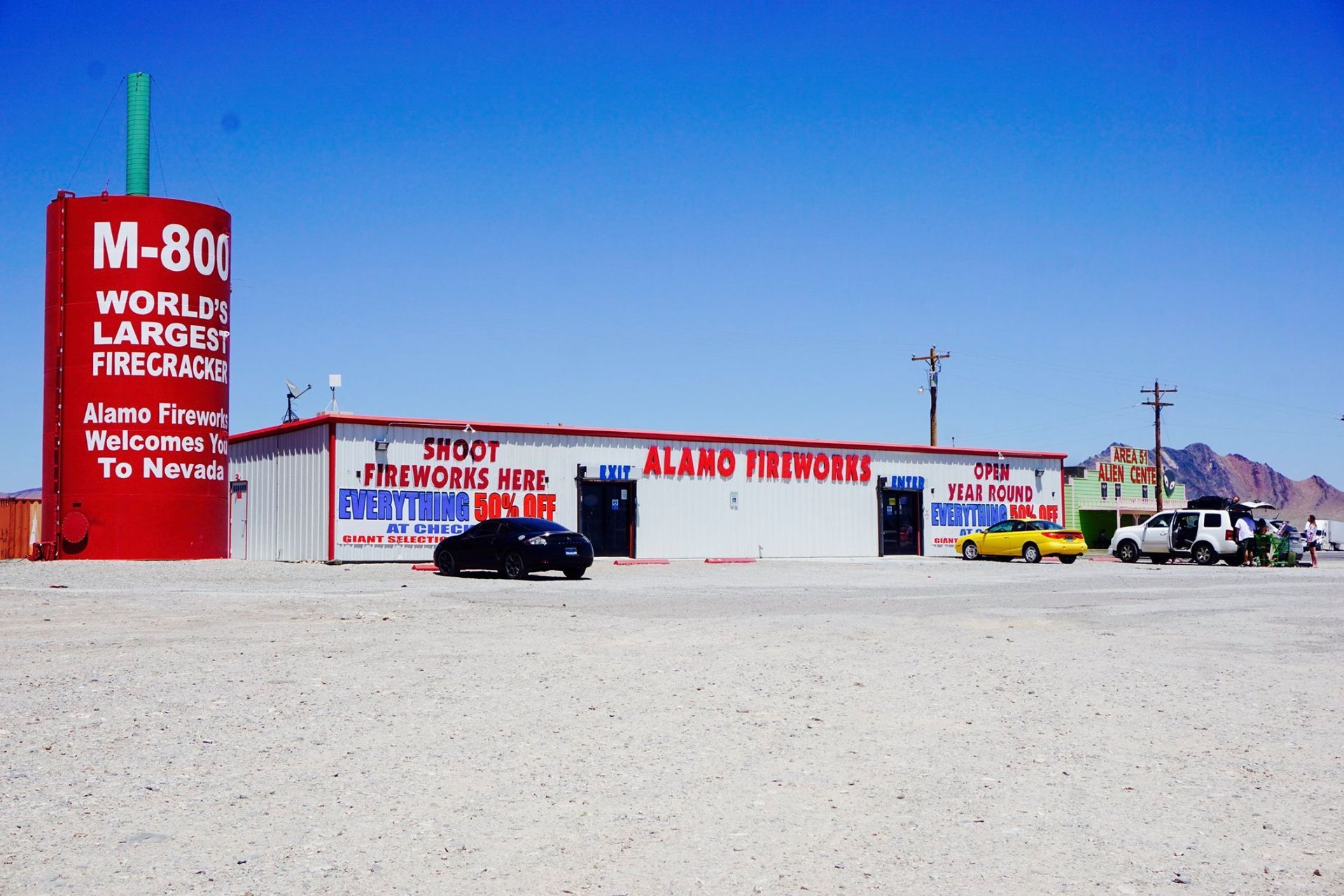 World's Largest Firecracker Sculpture: world record in Amargosa, Nevada