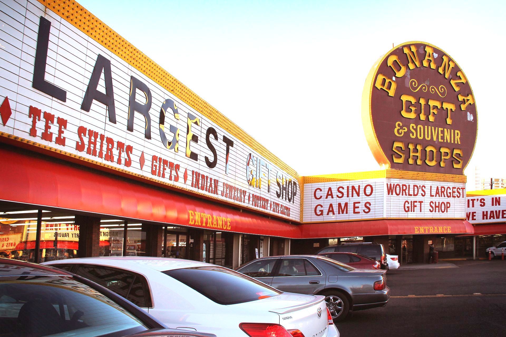 World's Largest Gift Shop: Bonanza Gift Shop sets world record