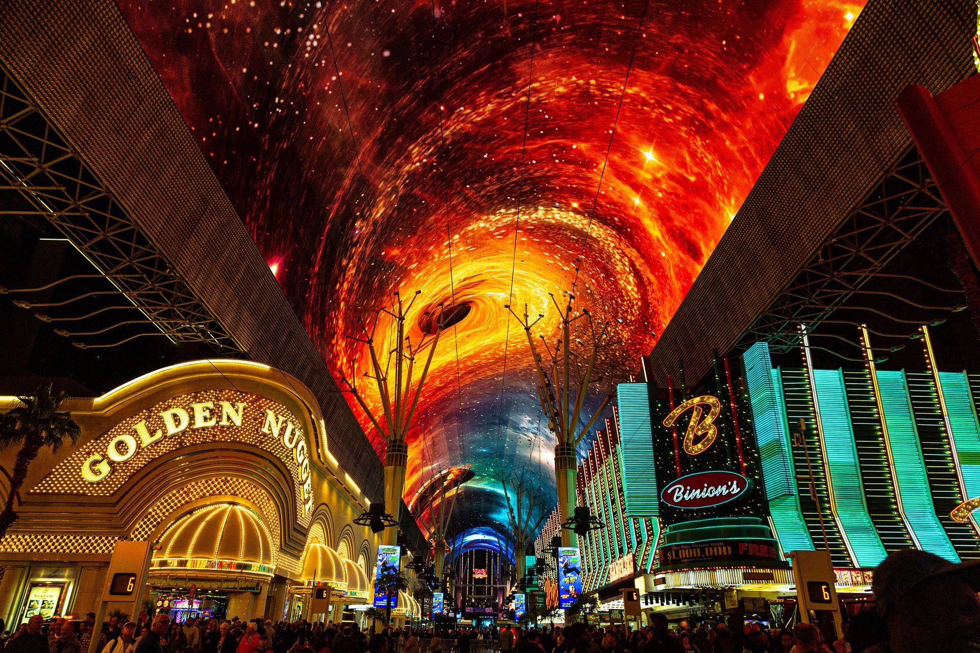 World's Largest Single Video Screen: world record in Las Vegas, Nevada World's Largest Single Video Screen: world record in Las Vegas, Nevada