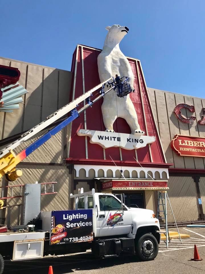 World’s Largest Stuffed Polar Bear: world record in Elko, Nevada