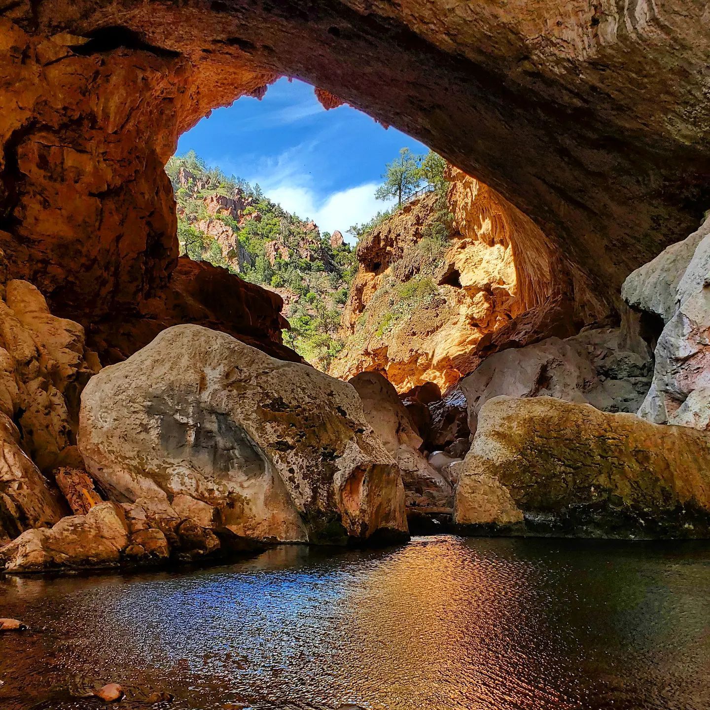 World’s Largest Natural Travertine Bridge: world record near Payson, Arizona