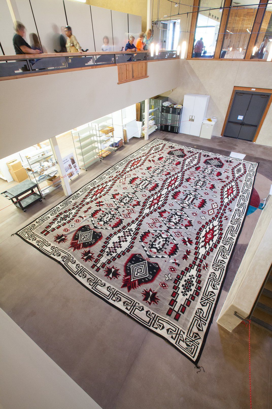 Worlds Largest Navajo Rug: world record in Winslow, Arizona Worlds Largest Navajo Rug: world record in Winslow, Arizona
