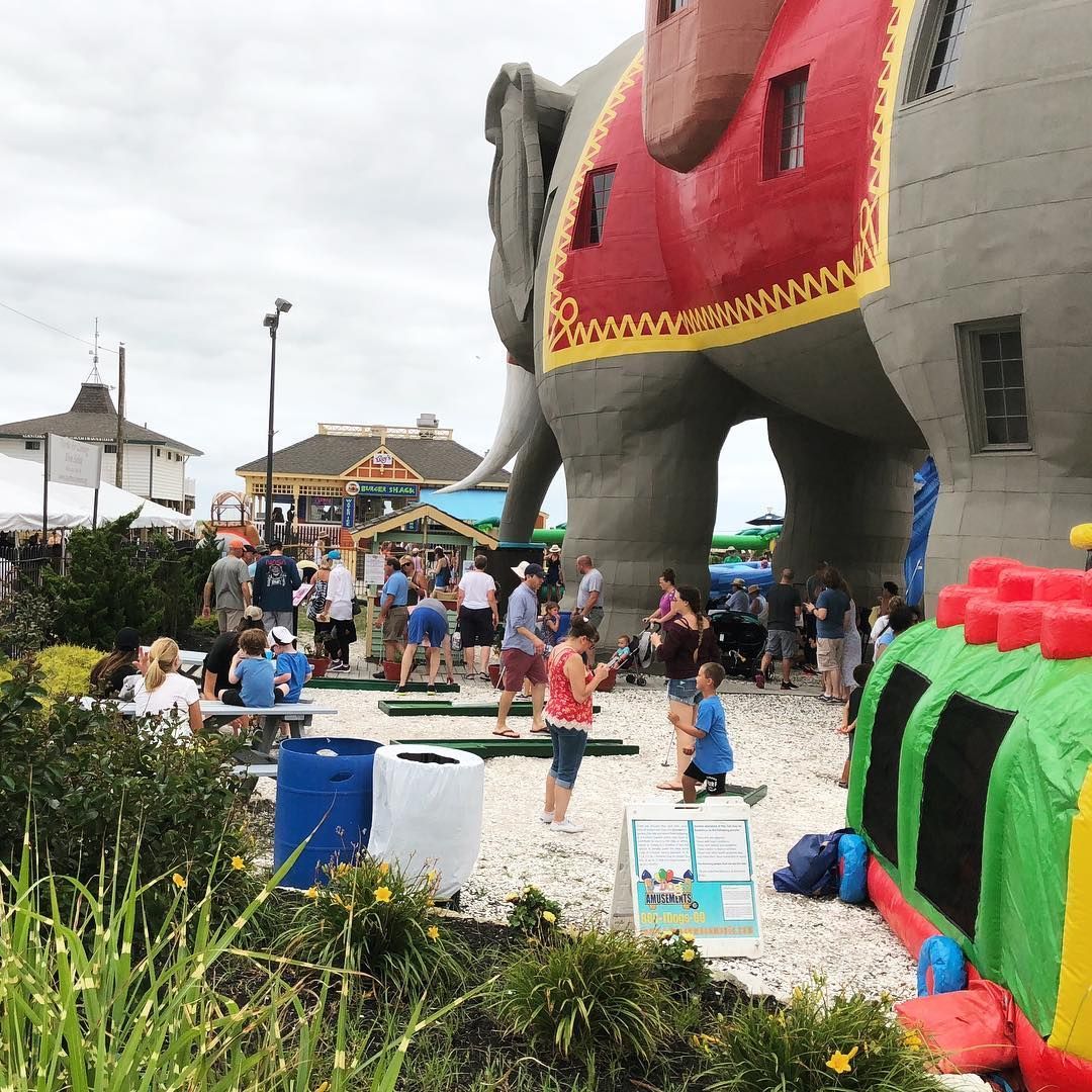 World's Largest Elephant Statue: world record in Margate City, New Jersey