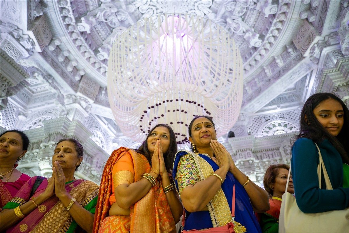 World’s Largest Hindu Temple: world record in Robbinsville, New Jersey