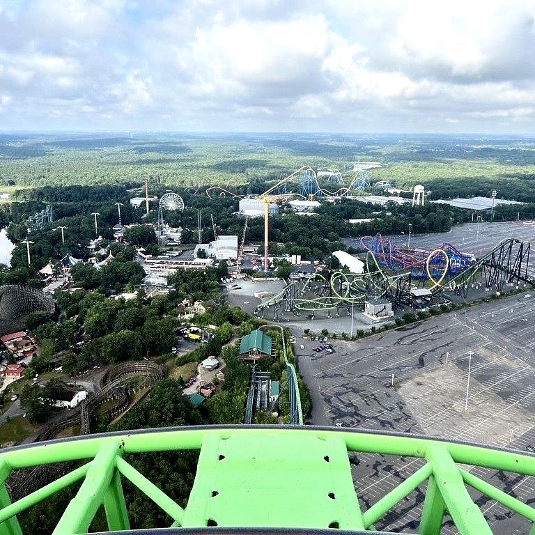 World's Tallest Roller Coaster: world record in Jackson, New Jersey, United States