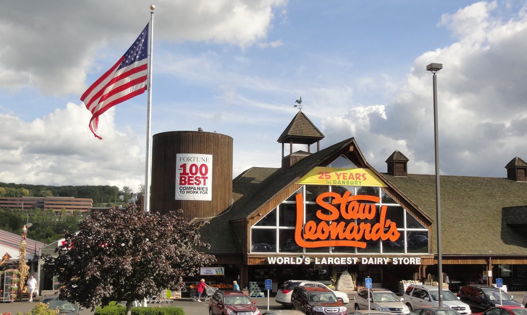 World's Largest Dairy Store: world record in Danbury, Connecticut