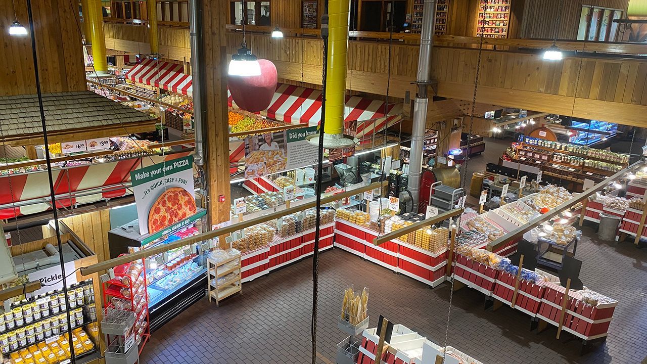 World's Largest Dairy Store: world record in Danbury, Connecticut