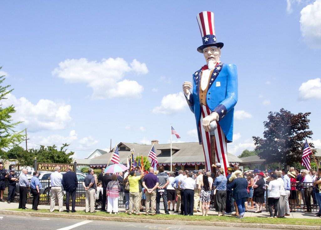 World’s Tallest Uncle Sam Statue: world record in Danbury, Connecticut