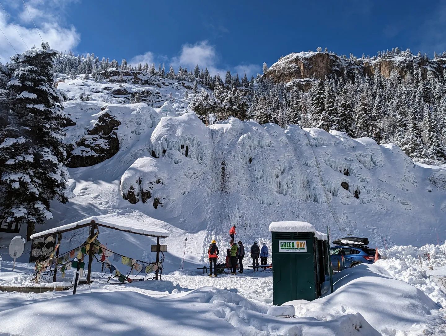 World's largest human-made public ice-climbing park: world record in Ouray, Colorado