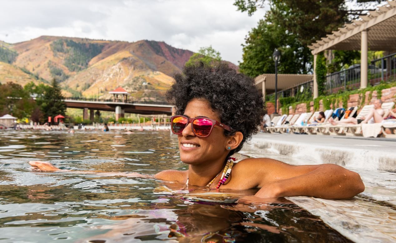 World's Largest Mineral Hot Springs Pool: world record in Glenwood Springs, Colorado

