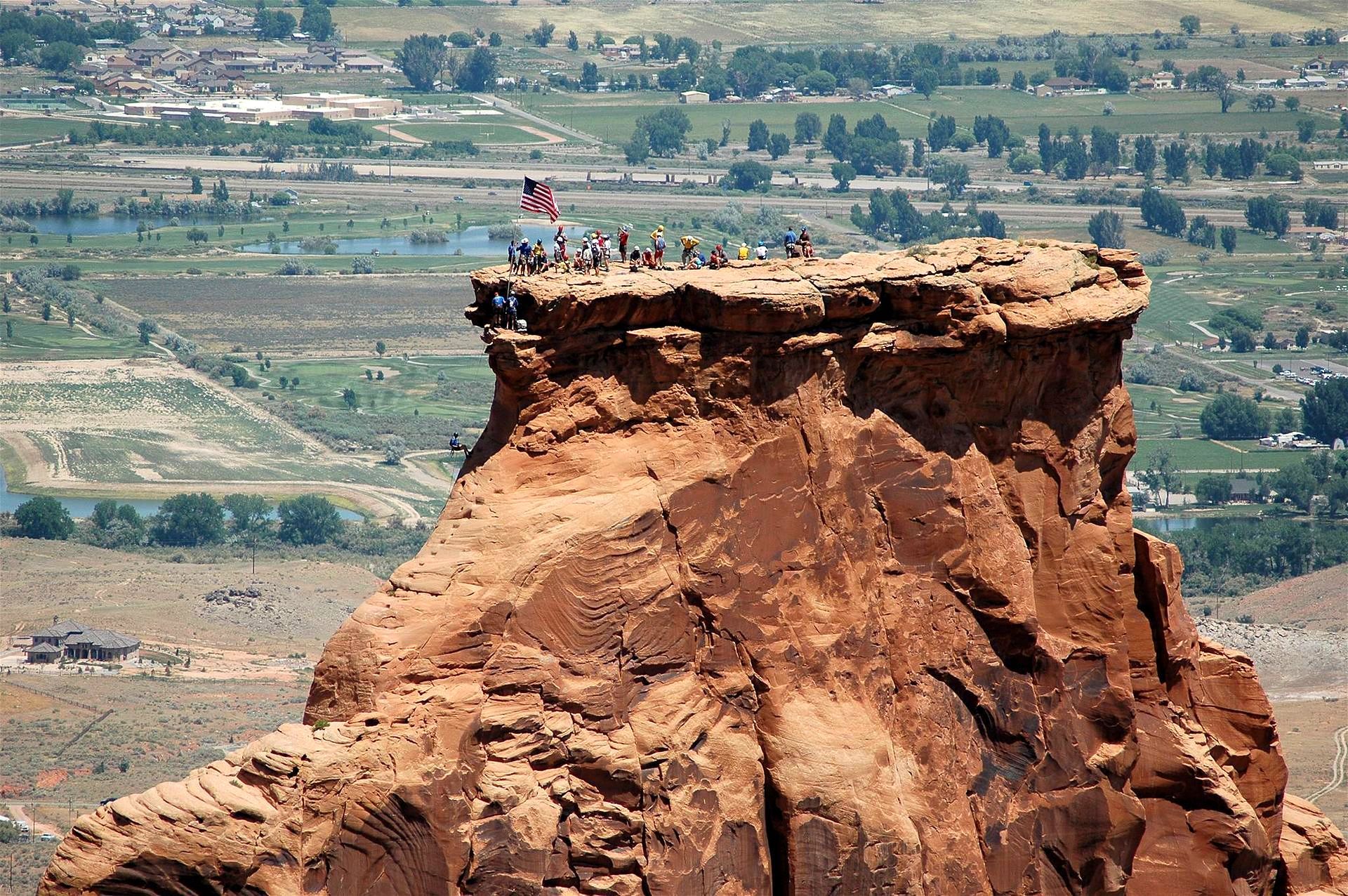 World's Largest Flat Topped Mountain: world record in Grand Junction, Colorado World's Largest Flat Topped Mountain: world record in Grand Junction, Colorado