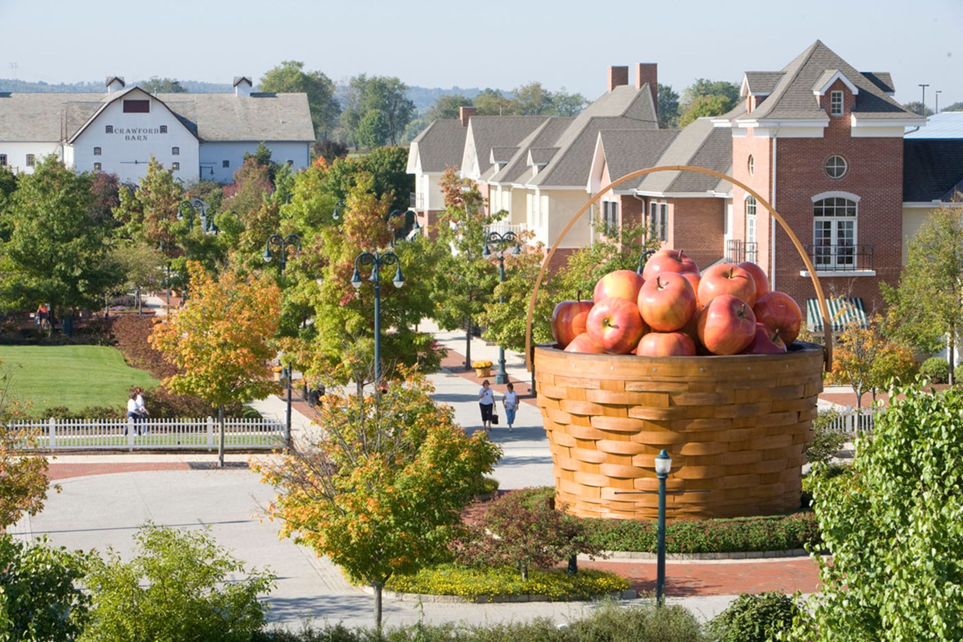 World's Largest Apple Basket: world record in Frazeysburg, Ohio
World's Largest Apple Basket: world record in Frazeysburg, Ohio
