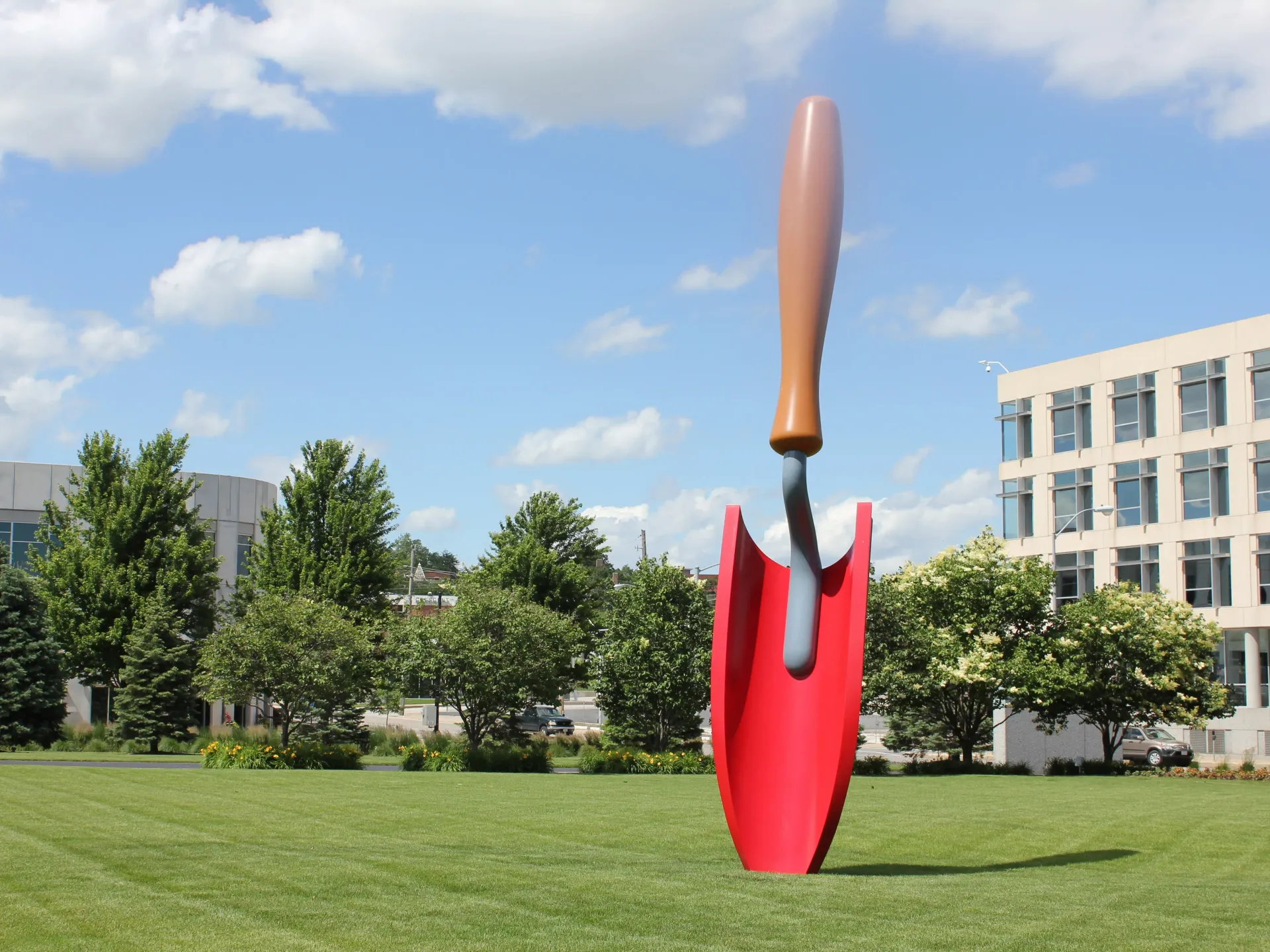 World's Largest Garden Trowel Sculpture: world record in Des Moines, Iowa