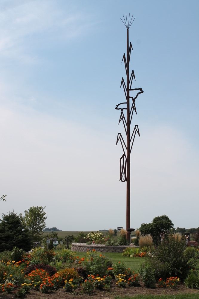 World's Largest Corn Stalk Sculpture: world record in Shelby, Iowa