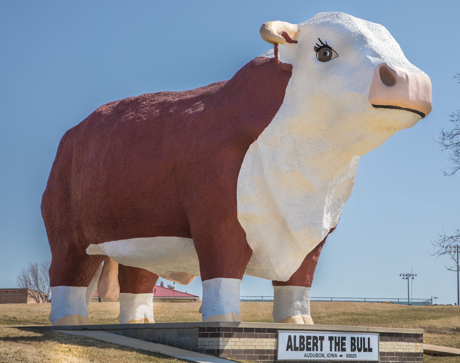 World’s Largest Bull Sculpture: world record in Audubon, Iowa World’s Largest Bull Sculpture: world record in Audubon, Iowa