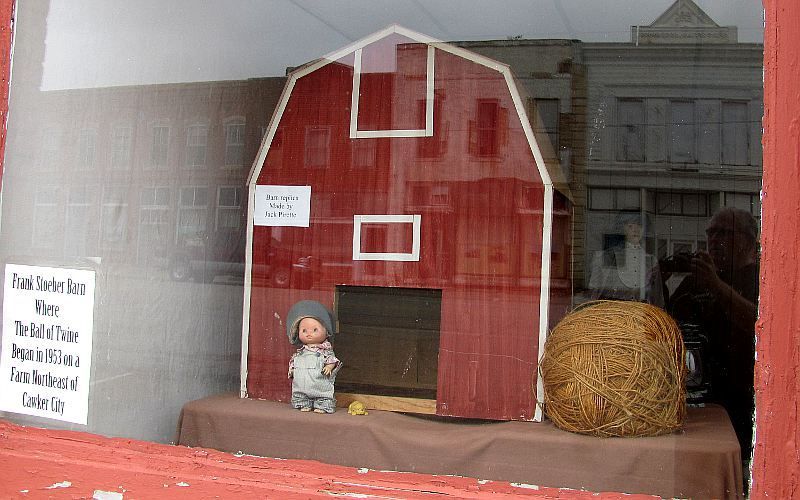 World’s Largest Ball of Twine: world record in Cawker City, Kansas