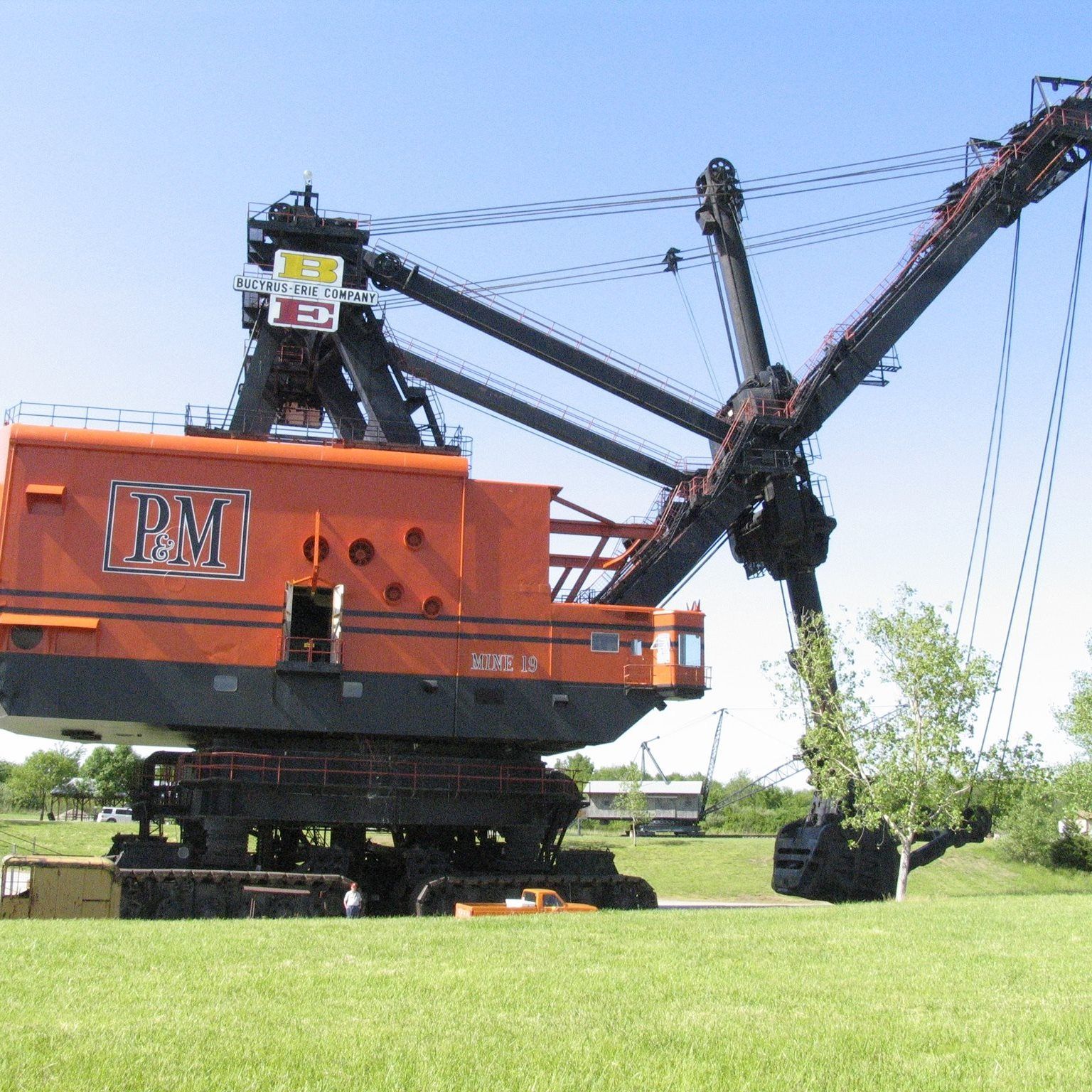 World's Largest Electric Shovel: world record in West Mineral, Kansas