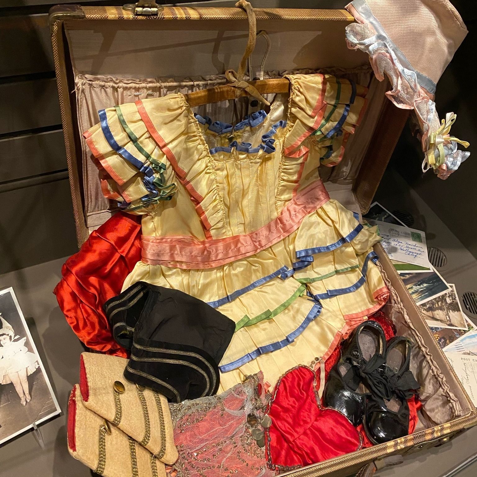 World’s Largest Collection of Oz Memorabilia: world record in Wamego, Kansas World’s Largest Collection of Oz Memorabilia: world record in Wamego, Kansas
