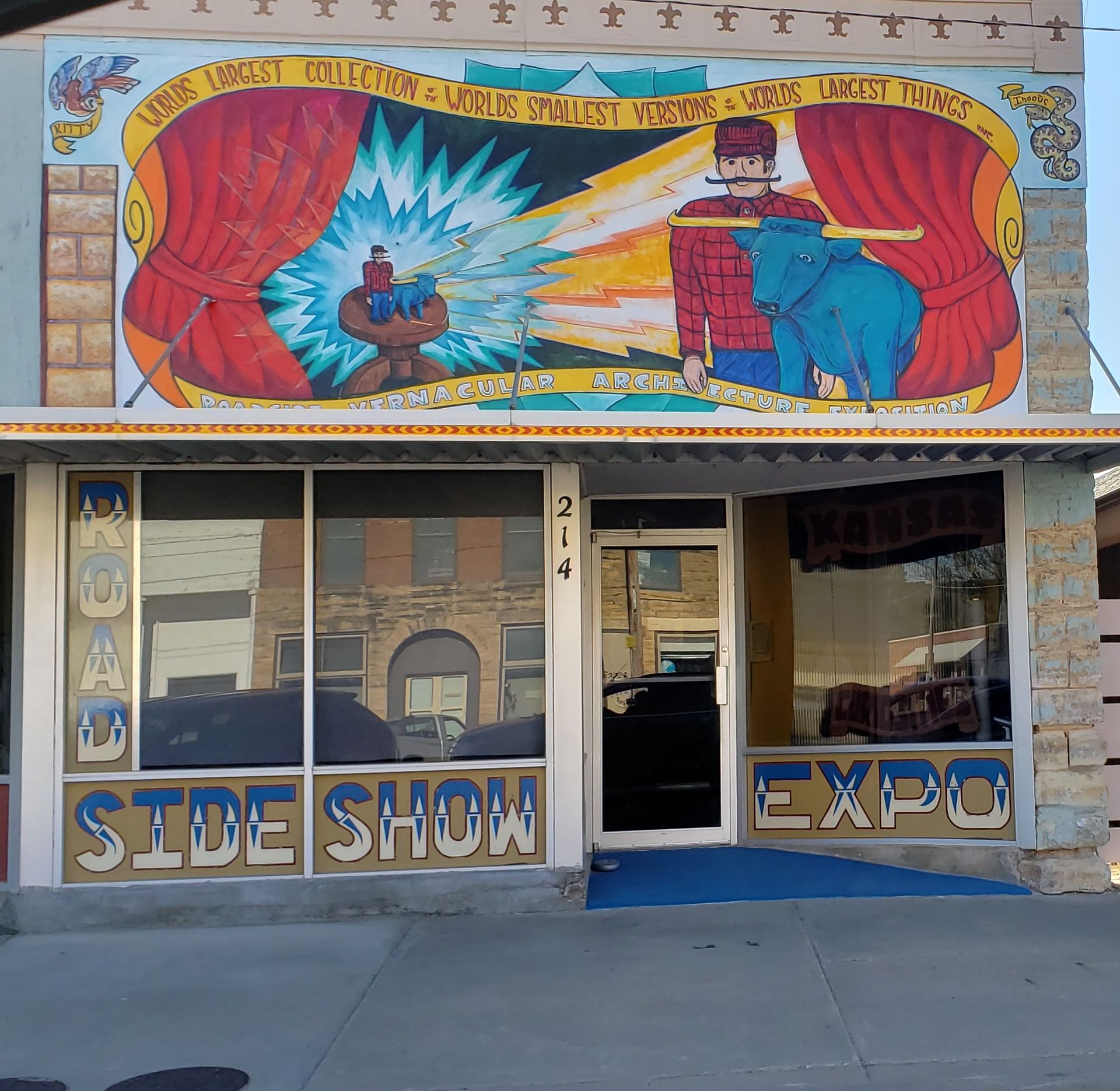 World's Largest Collection of Smallest Versions of Largest Things: world record in Lucas, Kansas
