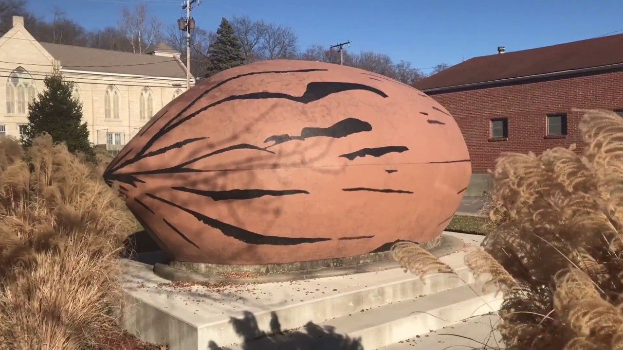 World's Largest Pecan Replica Sculpture: world record in Brunswick, Missouri World's Largest Pecan Replica Sculpture: world record in Brunswick, Missouri