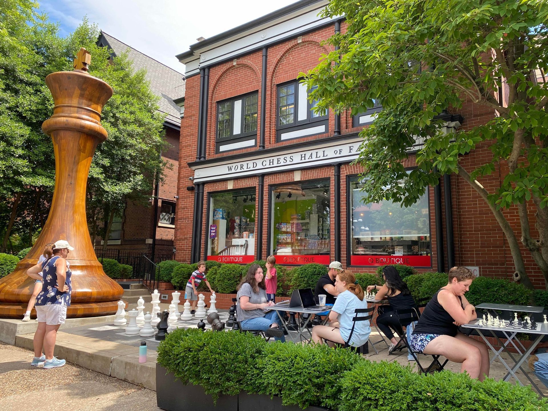 World’s Largest Chess Piece: world record in St. Louis, Missouri