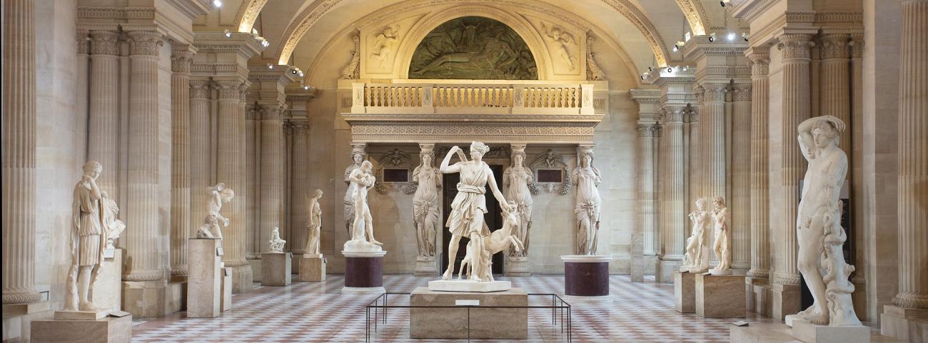 World's most-visited museum: world record in Paris, France