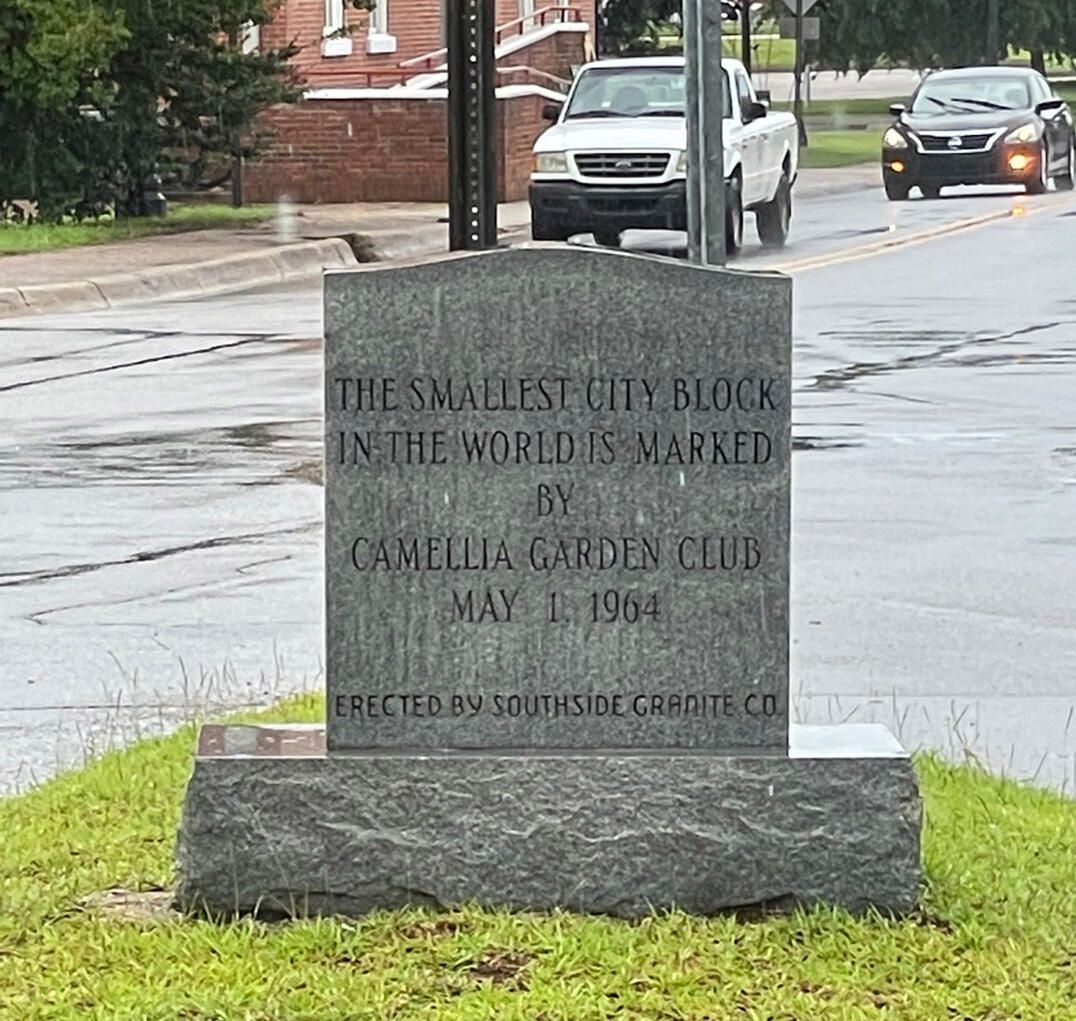 World's Smallest City Block: world record in Dothan, Alabama