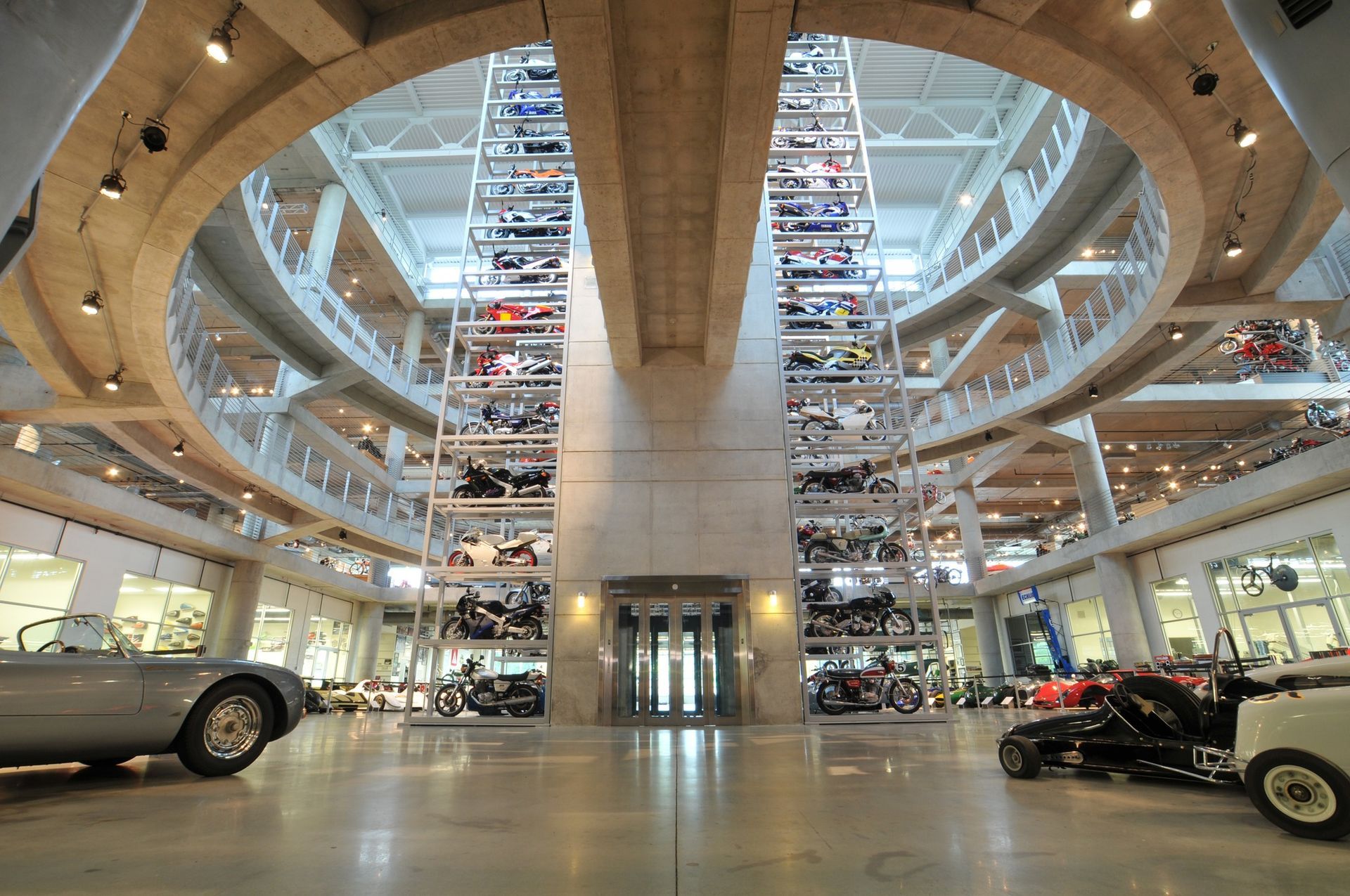World's Largest Motorcycle Museum: world record in Birmingham, Alabama World's Largest Motorcycle Museum: world record in Birmingham, Alabama