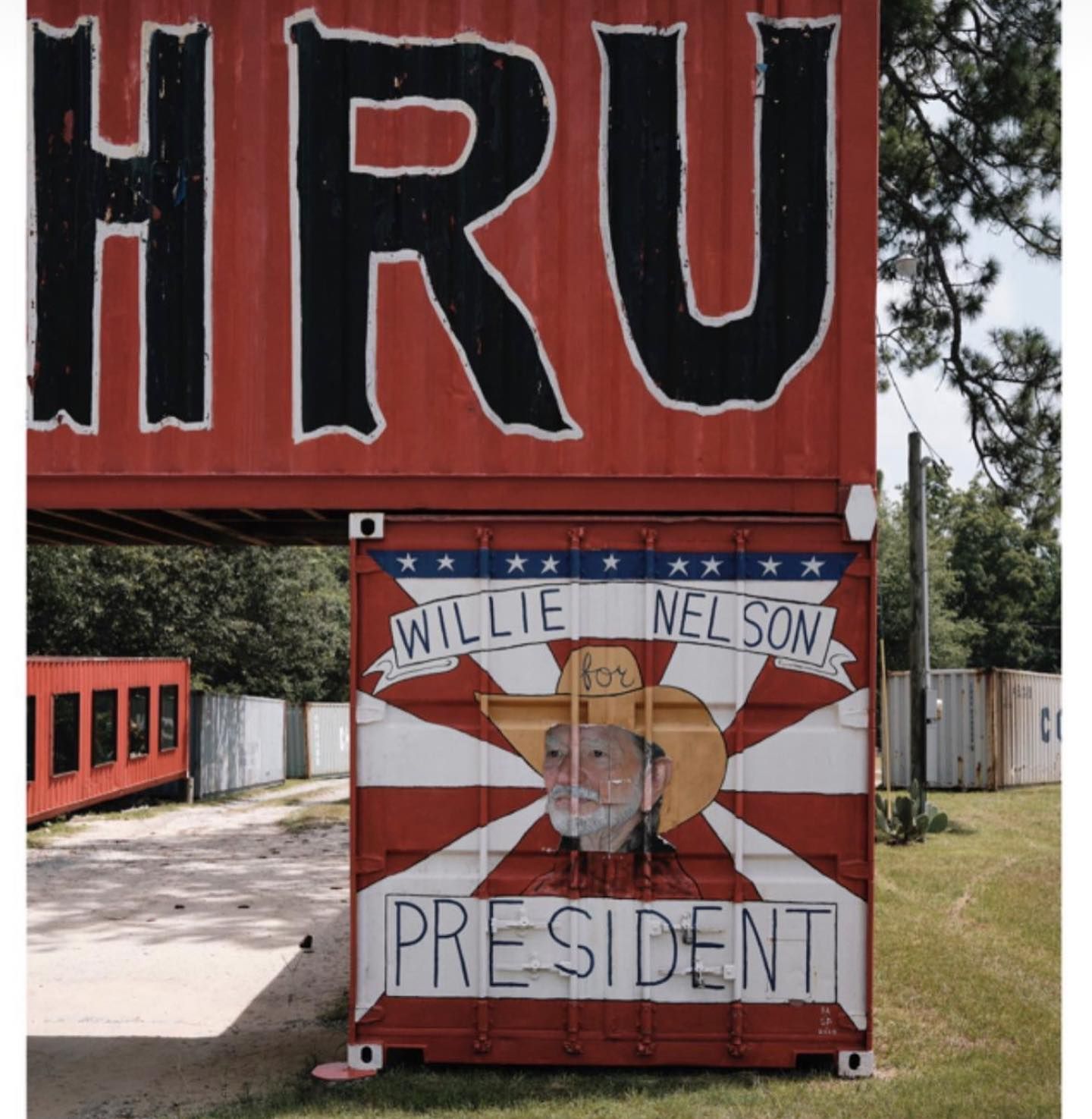 World's First Drive-Thru Art and Antique Gallery: world record in Seale, Alabama