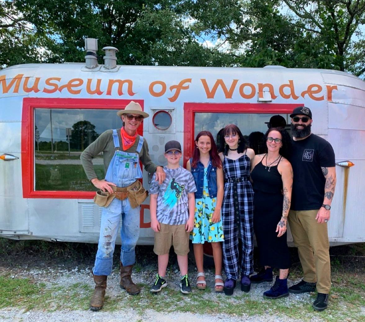 World's First Drive-Thru Art and Antique Gallery: world record in Seale, Alabama