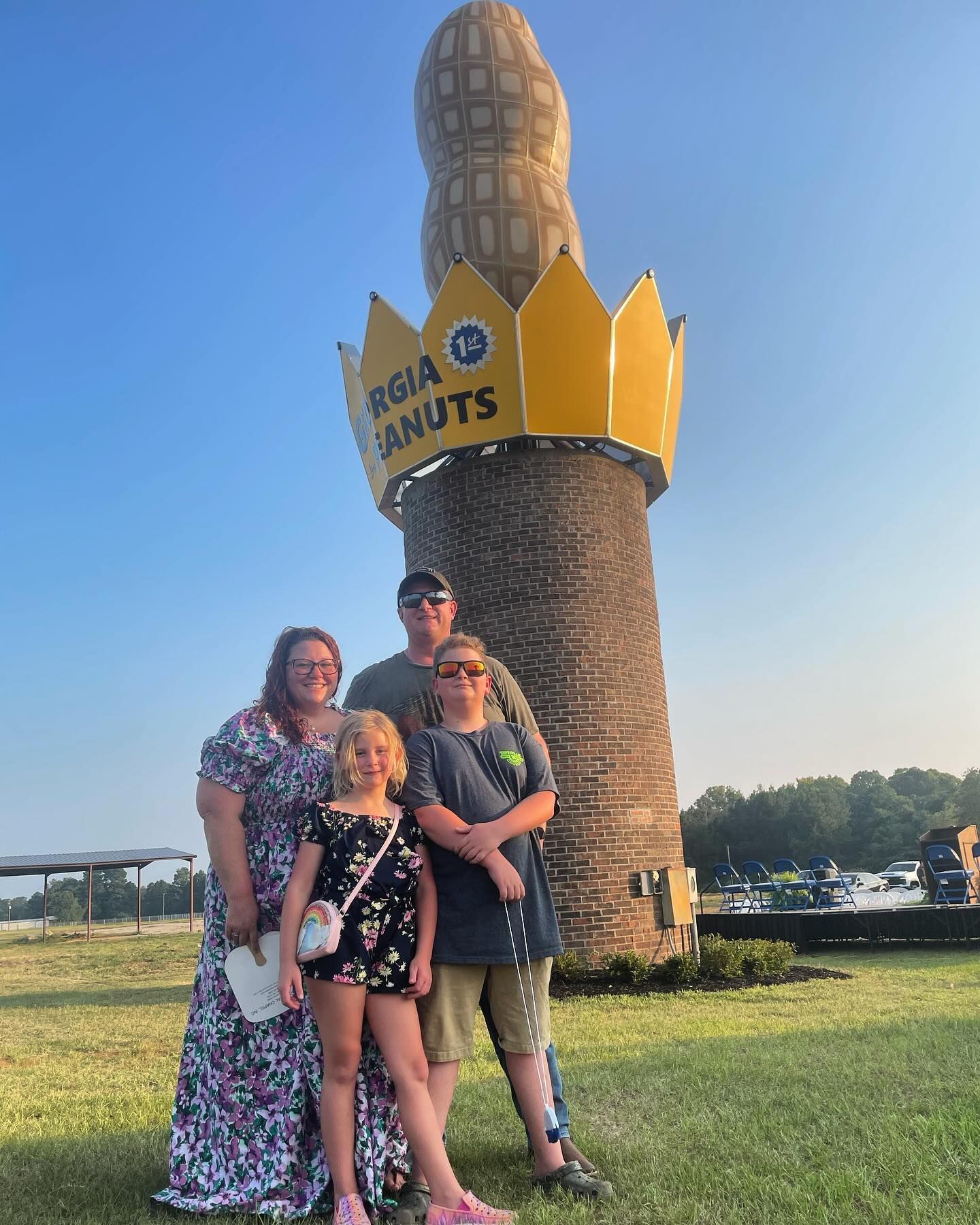 World's Largest Peanut Monument: world record in Ashburn, Georgia