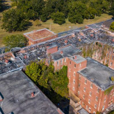 World's Largest Abandoned Mental Asylum: world record in Milledgeville, Georgia