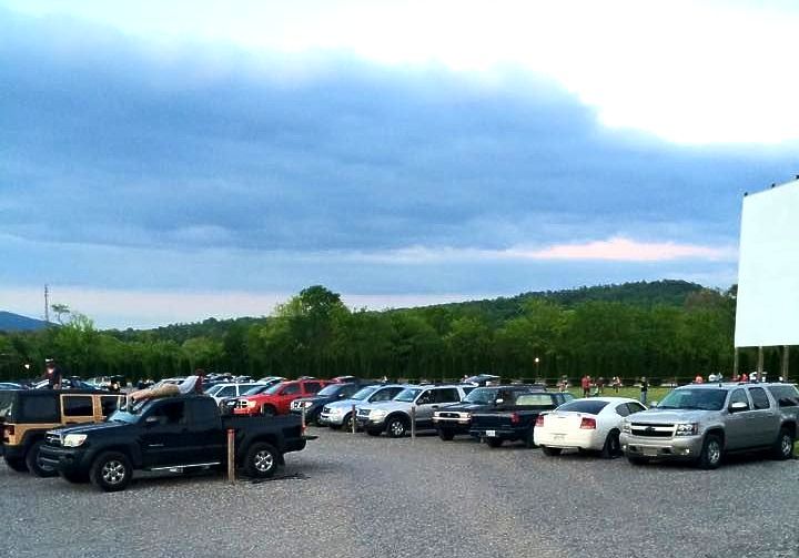 World’s Largest Drive-In Movie Screens: world record in Trenton, Georgia