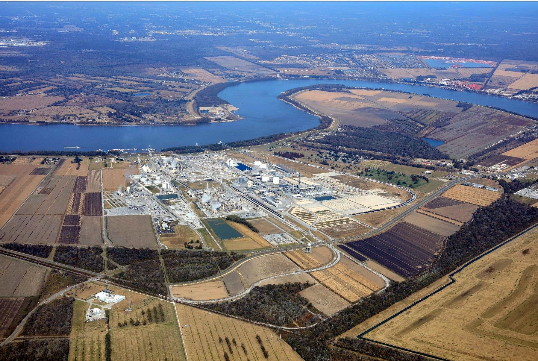 World's largest ammonia production complex: world record in Donaldsonville, Louisiana